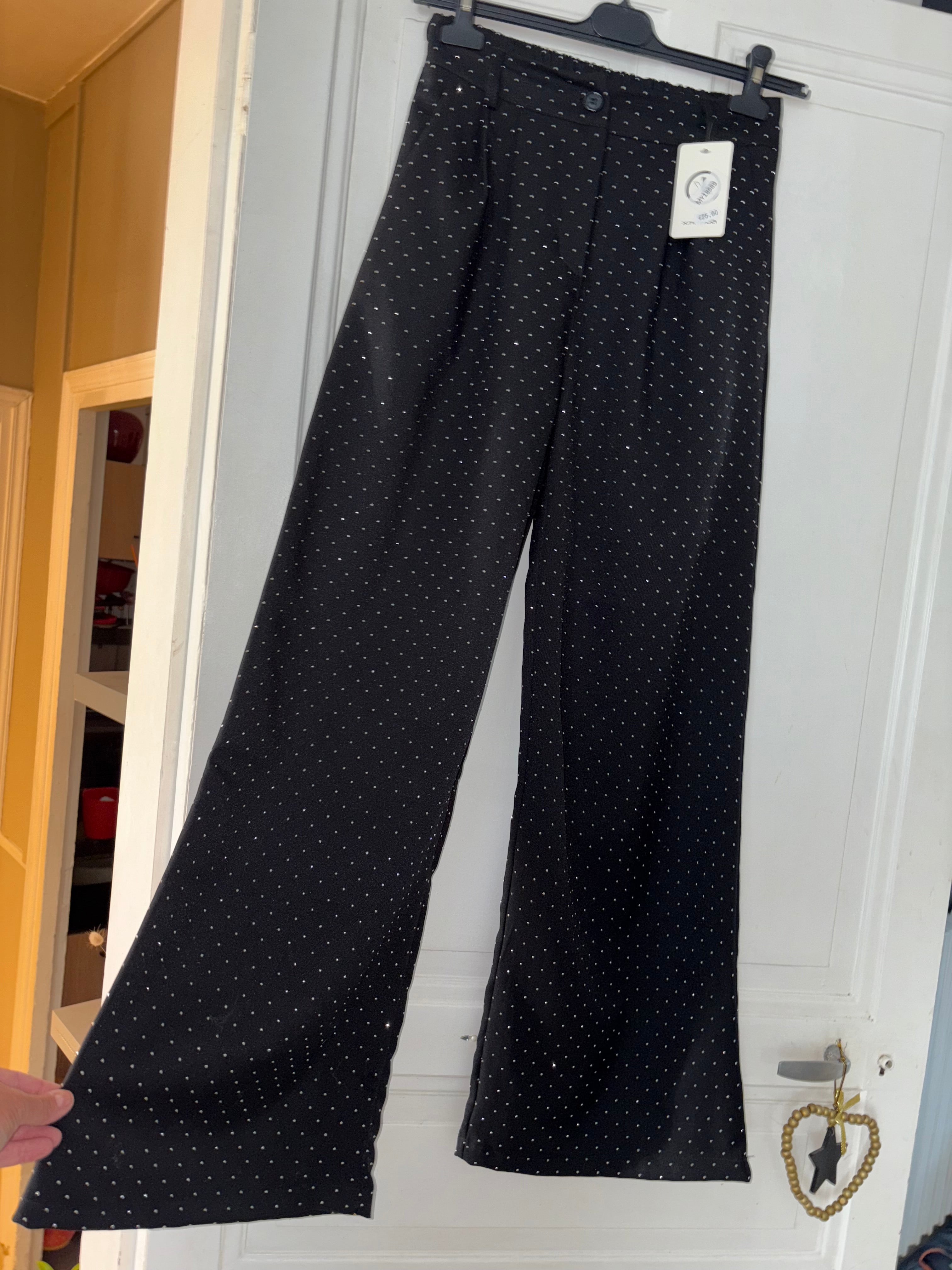 Pantalon noir paillettes argenté New collection taille M
