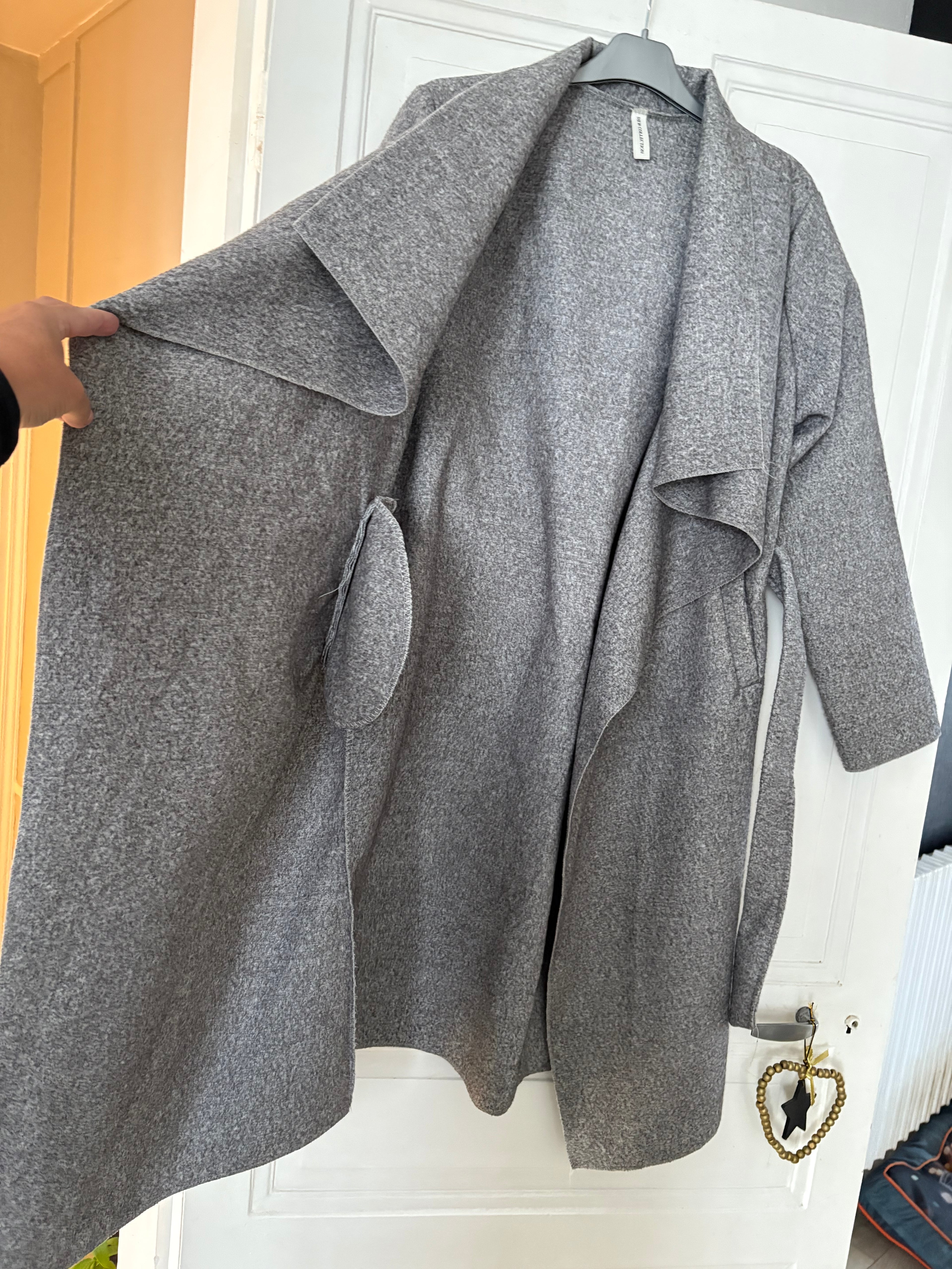 Manteau gris taille unique avec ceinture New Collection