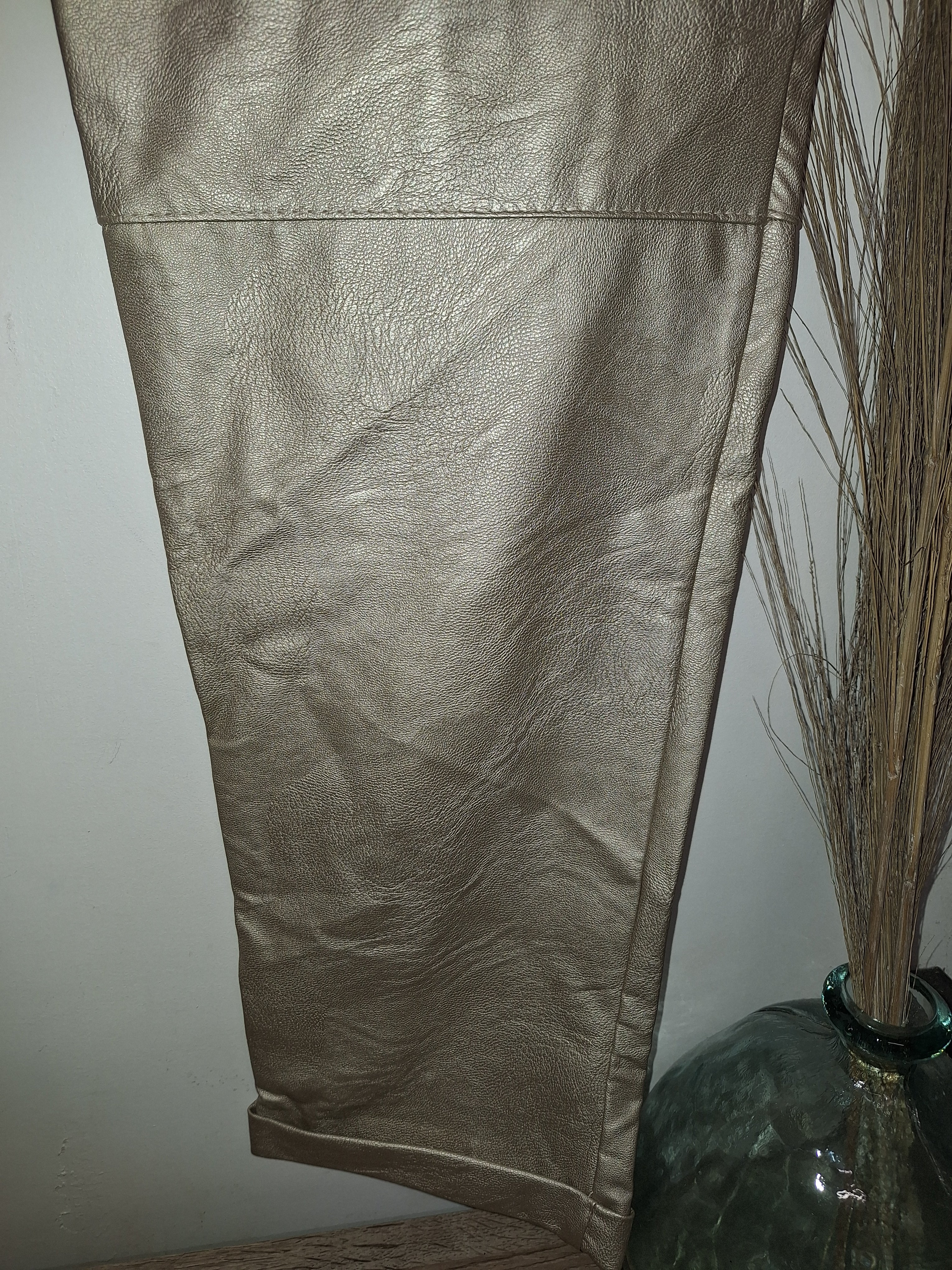 Pantalon doré huilé neuf Izzy made in italy taille XL