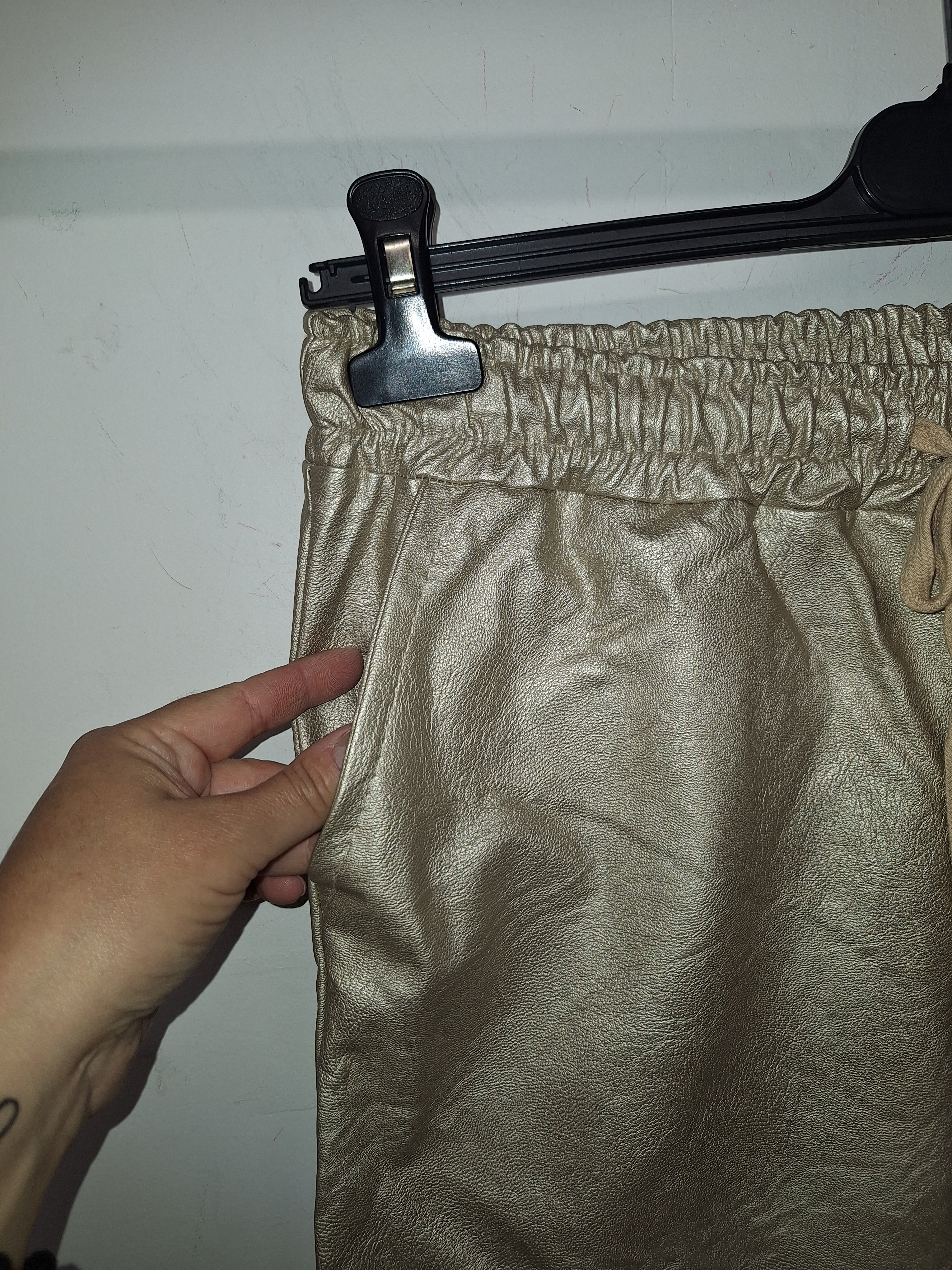 Pantalon doré huilé neuf Izzy made in italy taille XL