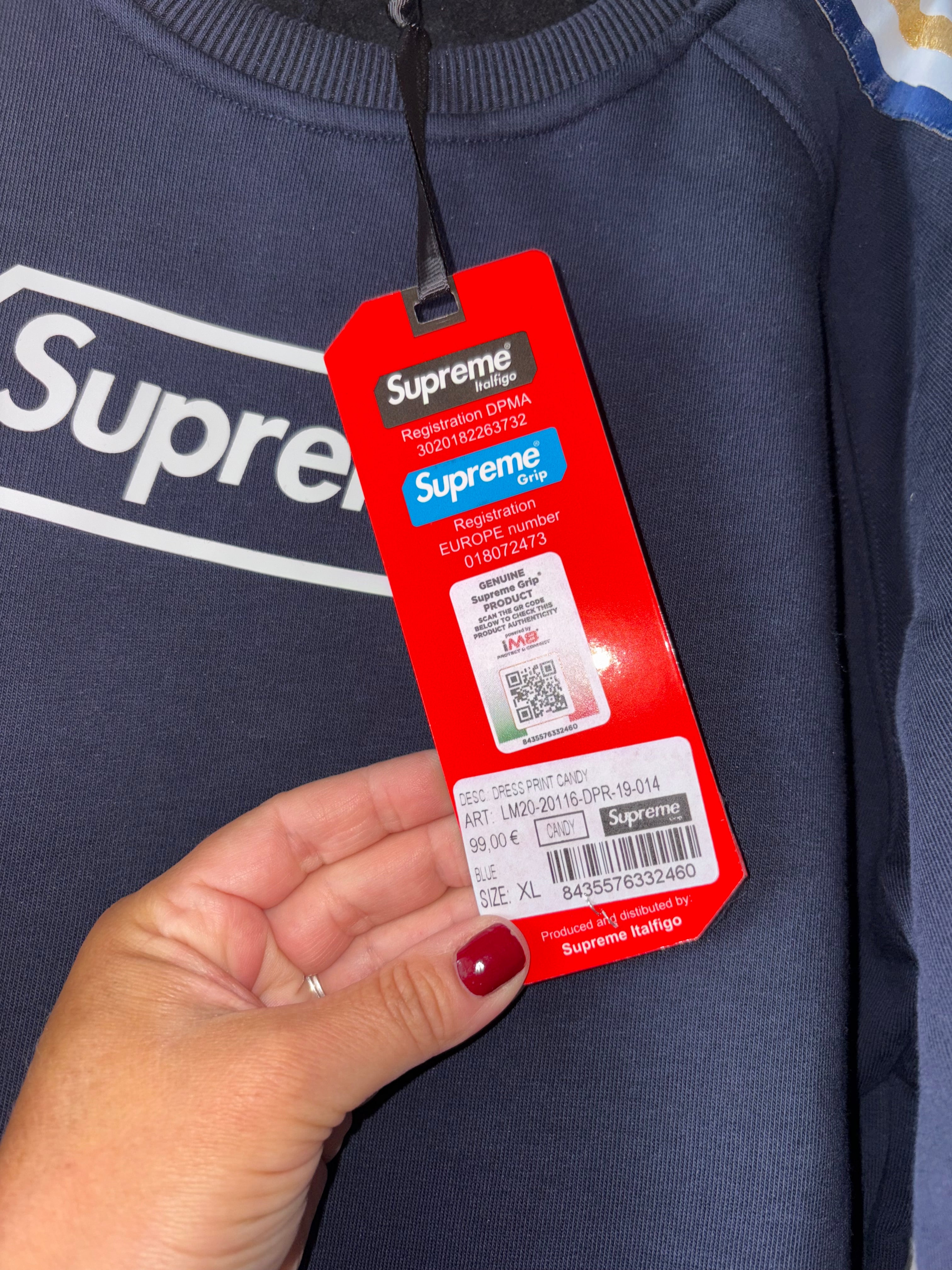 Robe neuve sweat-shirt bleu marine Suprême taille XL