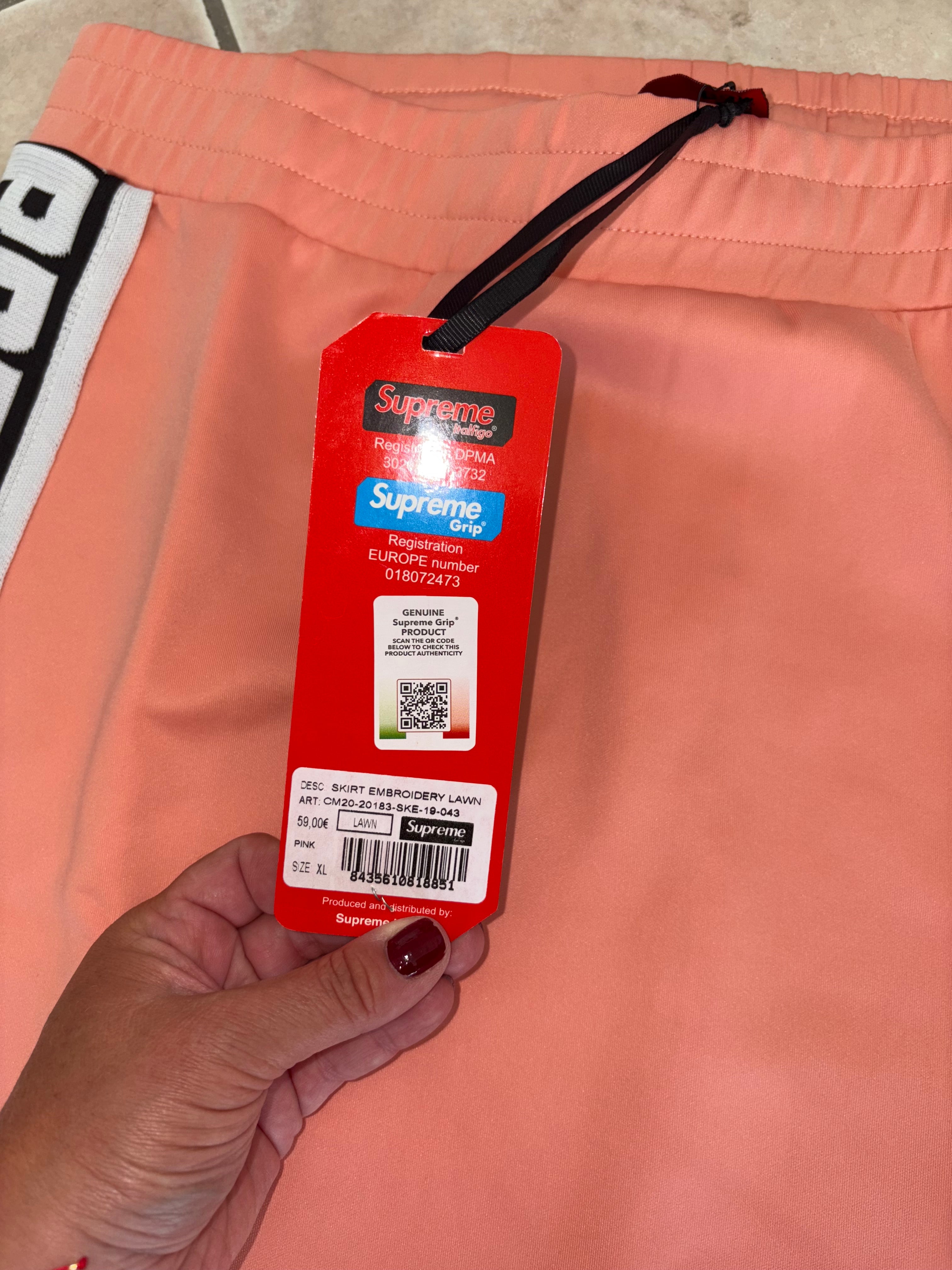 Jupe neuve femme taille XL Supreme