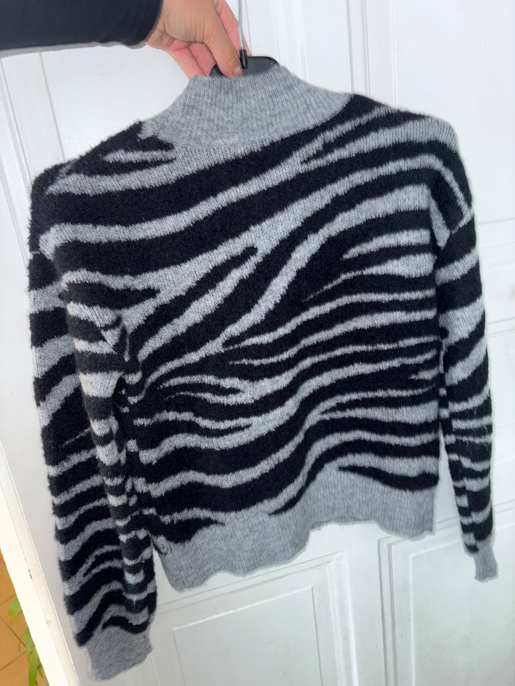 Pull super doux Kiabi motif zébre taille S ample