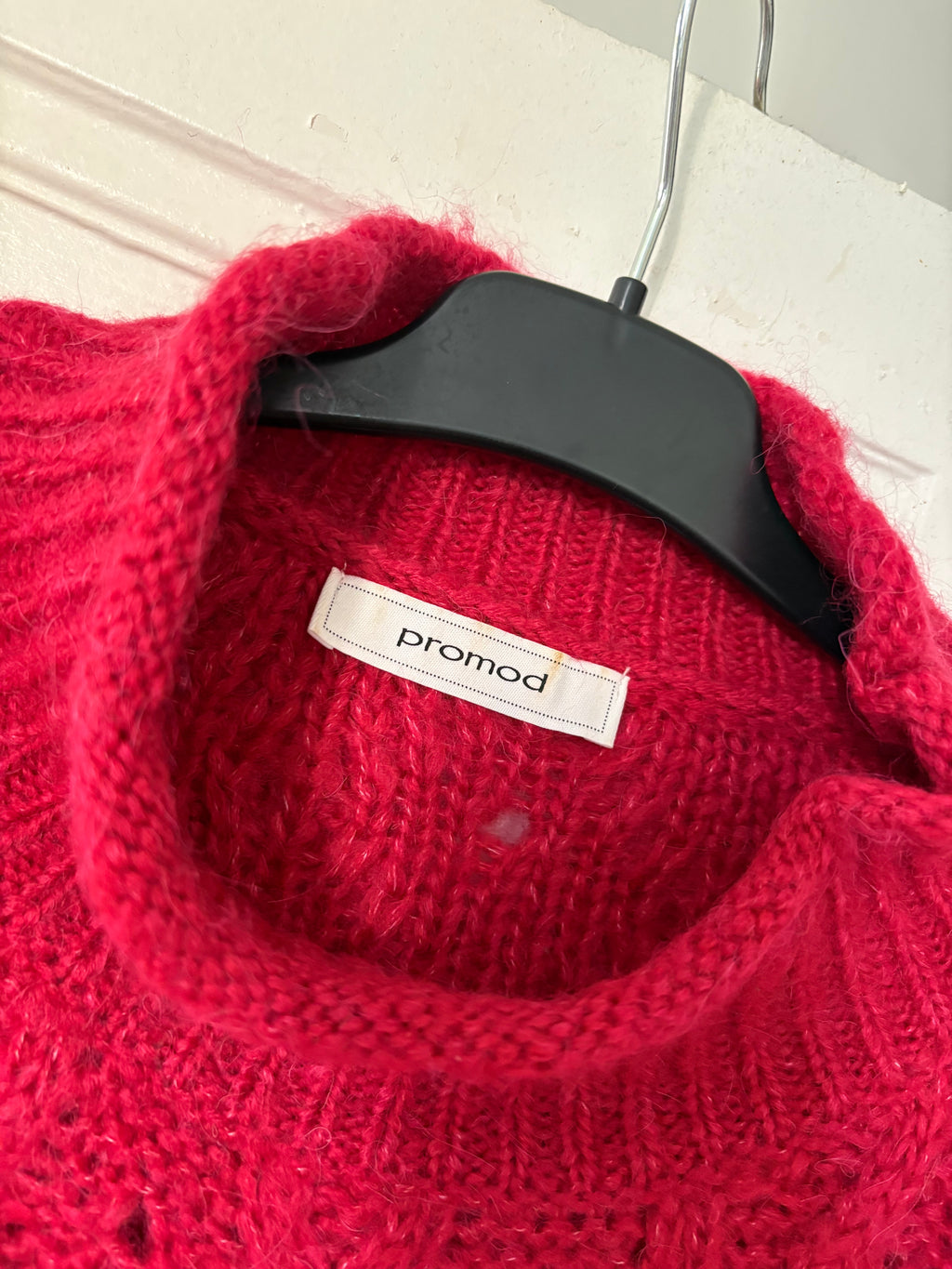 Pull hiver Promod couleur framboise taille 44