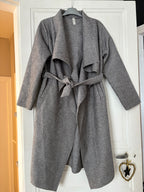 Manteau gris taille unique avec ceinture New Collection