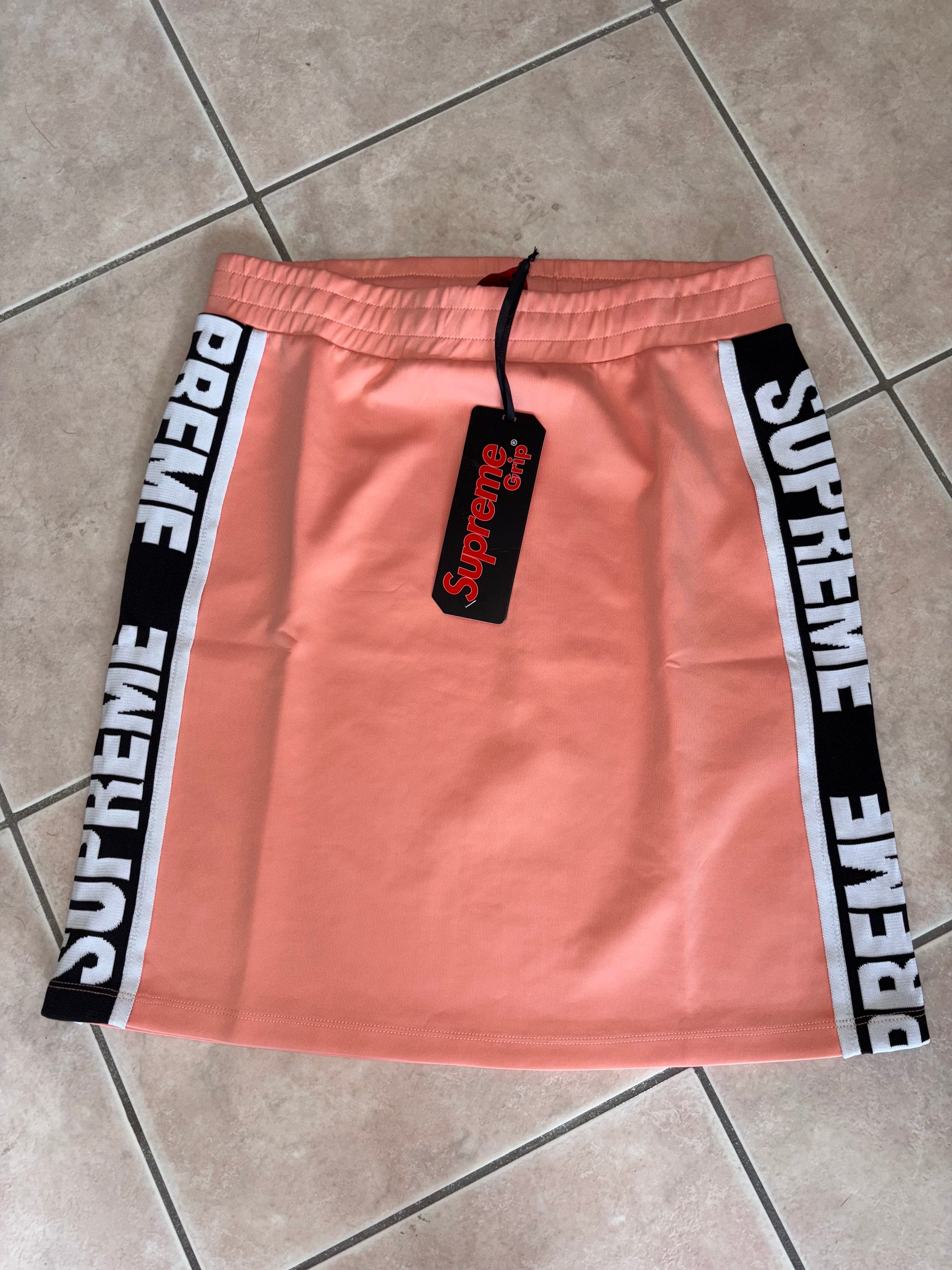 Jupe neuve femme taille XL Supreme